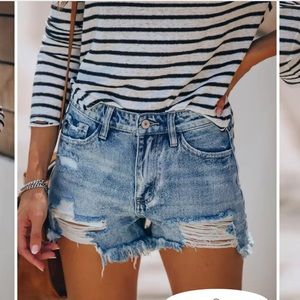NWOT KanCan shorts